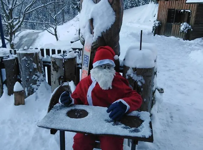 فندق مبيت وإفطار Smucarska Koca 3*